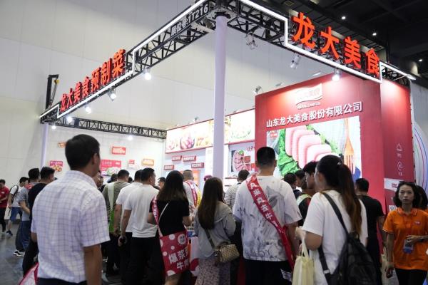 携新品亮相中国（郑州）预造菜展览会  多彩网美食拓预造菜蓝海